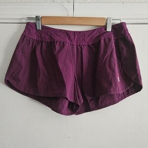 Reebox Women's Fushia Pink Athletic Running Shorts Size Medium